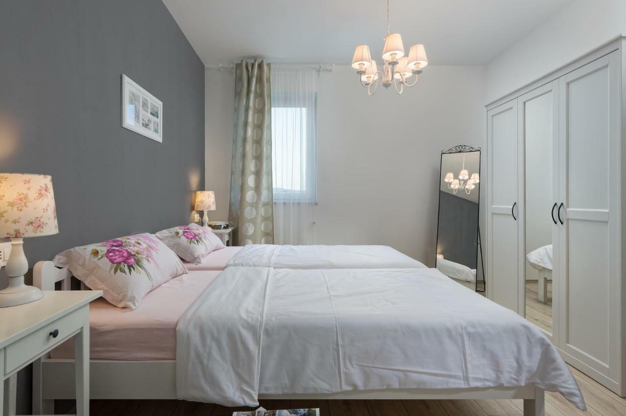 Apartment Kogej Labin  Εξωτερικό φωτογραφία